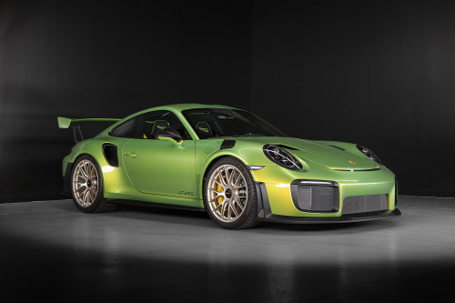 2018 Porsche 911 GT2 RS (991) “Python Green Chromoflare”