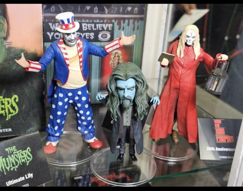 Https://www.toyark.com/2023/10/12/nycc-2023-neca-action-figure-booth-images-518593