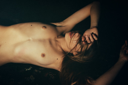 chiarabianchinophotomodel:  Ph. Adolfo ValenteModel: adult photos