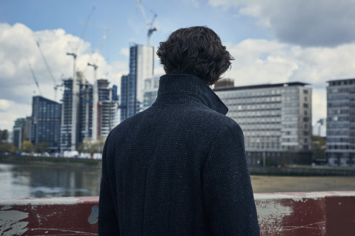 Officially released Promo images from Sherlock S4E1 The Six Thatchers