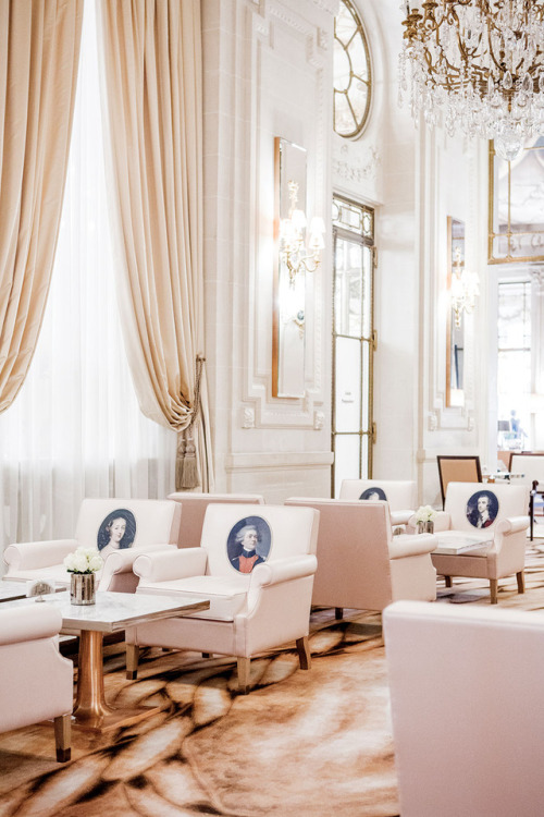 Fonte : Fashionela - Hotel Le Meurice Restaurant , ParisPosted tinamotta.tumblr.com 