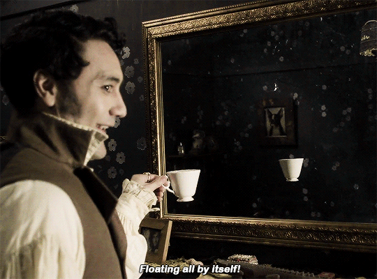 fyeahmovies:What We Do In The Shadows (2014) dir. Taika Waititi &amp; Jemaine