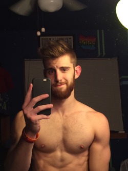 romancingthelookyloos:  Trimmed the hair.