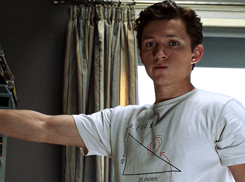 Tom Holland Being Adorable In Spider-man: Far From Home (2019) Dir. Jon Watts