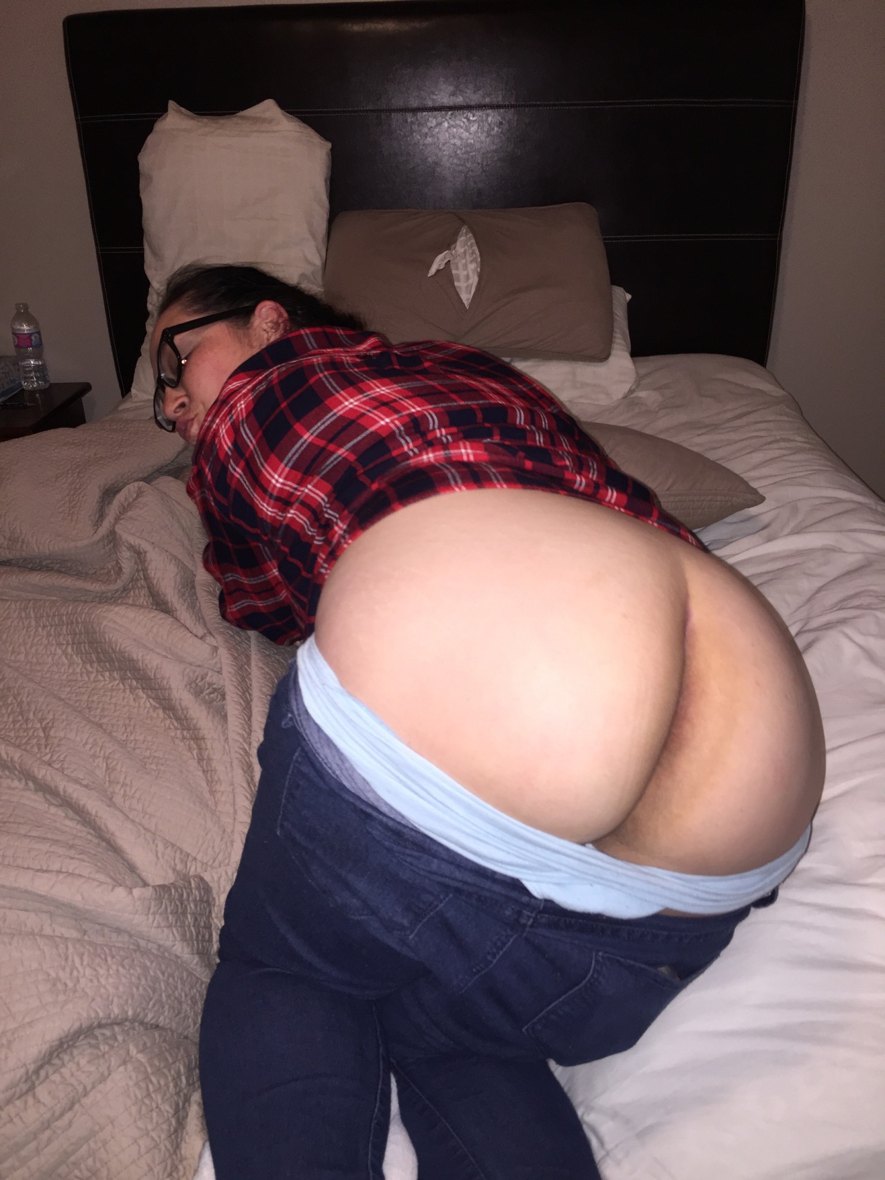 poundkakez:  its-el-patron:  Shout out to all my lovely horny fans and every one