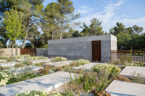 EXTENSION DU CIMETIÈRE DE SAINT-MARC-JAUMEGARDEArchitects : Atelier MosséGimmigPa