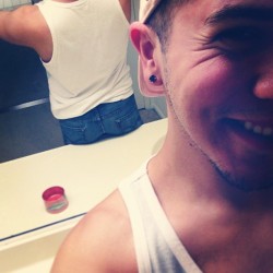 bellodanie:  I got #booty for days #bitch 😘😜 #ass #gay #cute #smile #lol #boy #selfie #me (at El Casa De Los Homo) 