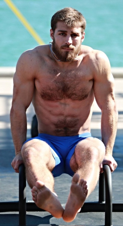 brut-with-beard:  Brüt-with-Beard brut-with-beard.tumblr.com