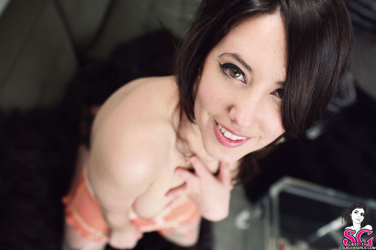 past-her-eyes:  Bob Suicide bob.suicidegirls.com Link to South African SuicideGirls
