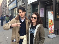 slowanimals:  MY SISTER MET EZRA I AM CRYING