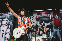 ineedtofindmywaybacktothestart:  Vic Fuentes