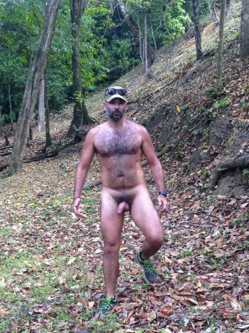 brazen68:     —- Come hang with Bi-Top Married Dad:  Links to my blog     I&rsquo;d l