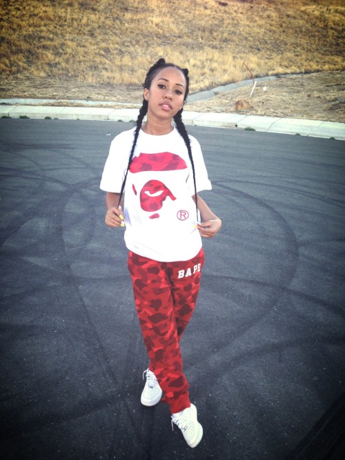 b4byjay:  I’m awkward lol