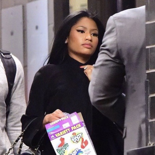 nicki minaj in new york (10/20/15) - COUTURE ICONS