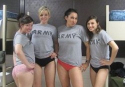 mymarinemindpart4:  Lots of military babes