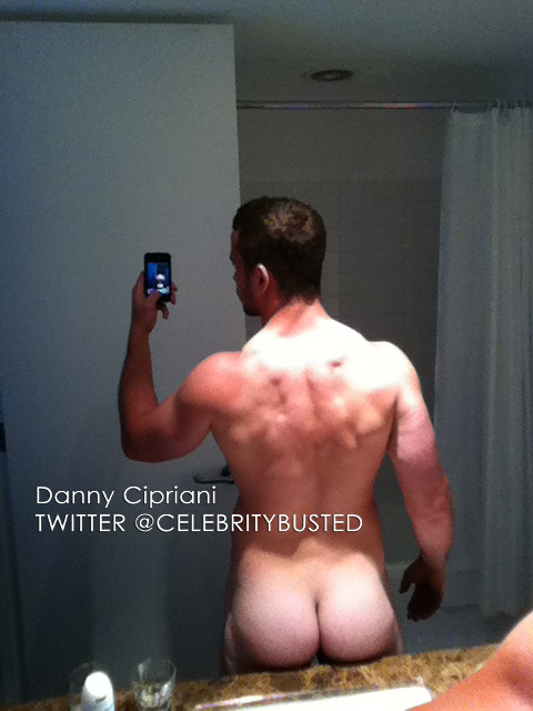 CelebrityBodyBulge