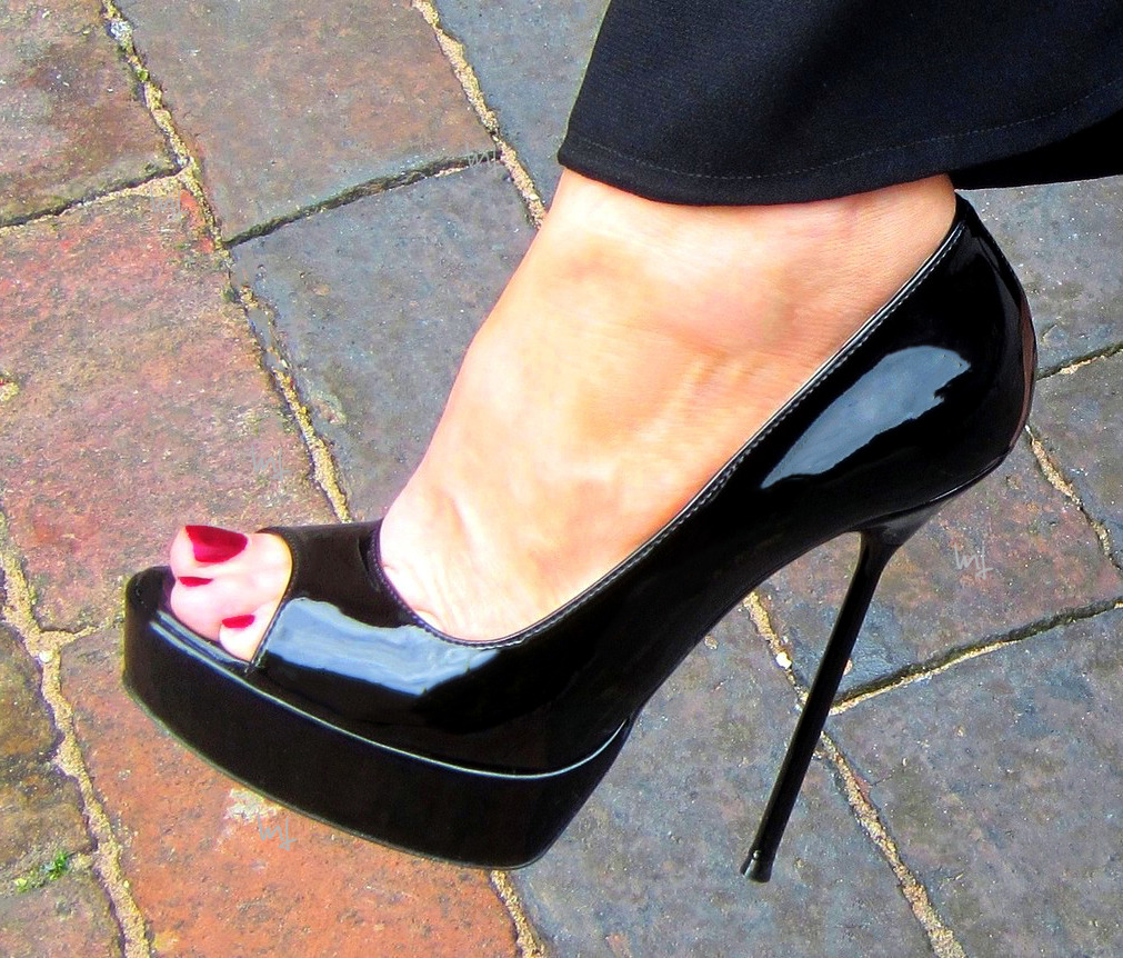For the love of feet....