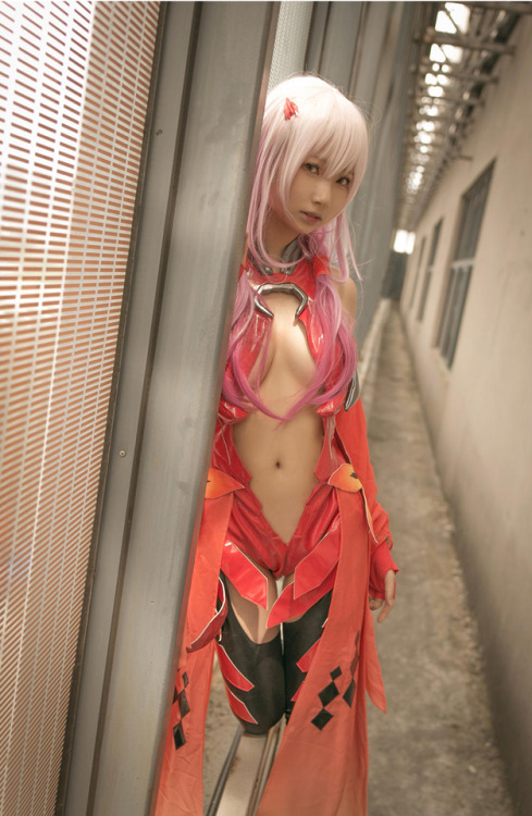 scandalousgaijin:  Inori Yuzuriha