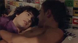 foqmylife:  I’ve practically forgotten his face. 