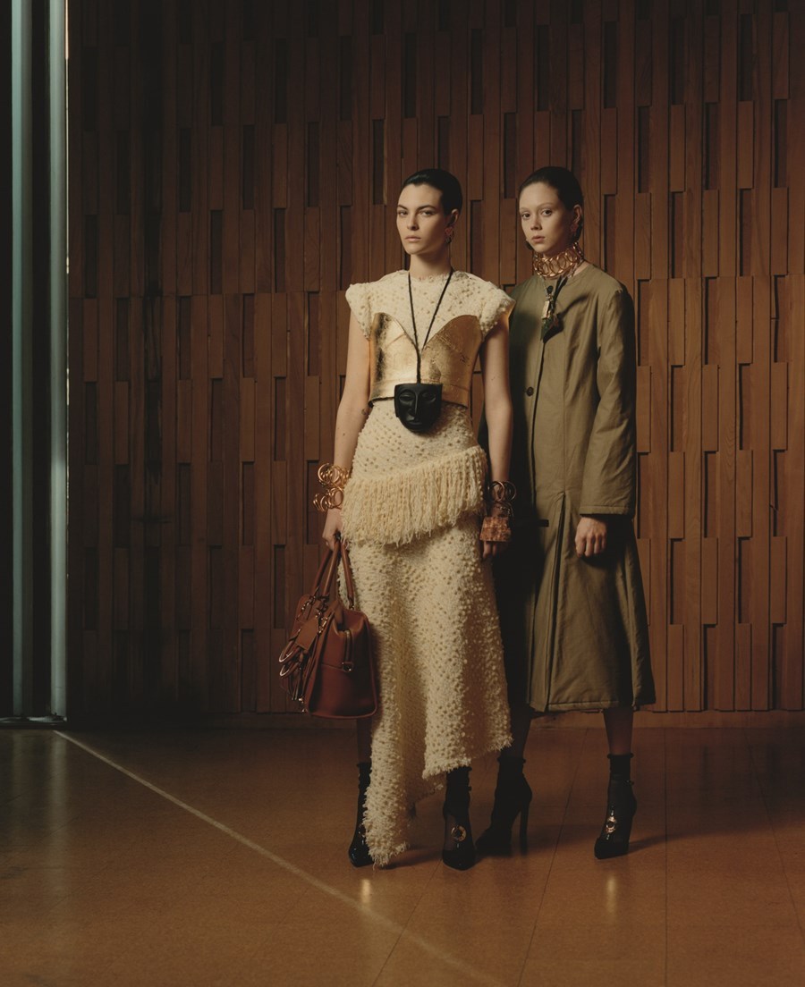 rivegauche:  fonziedidit:  Loewe AW16 lookbook  THIS is what power looks like