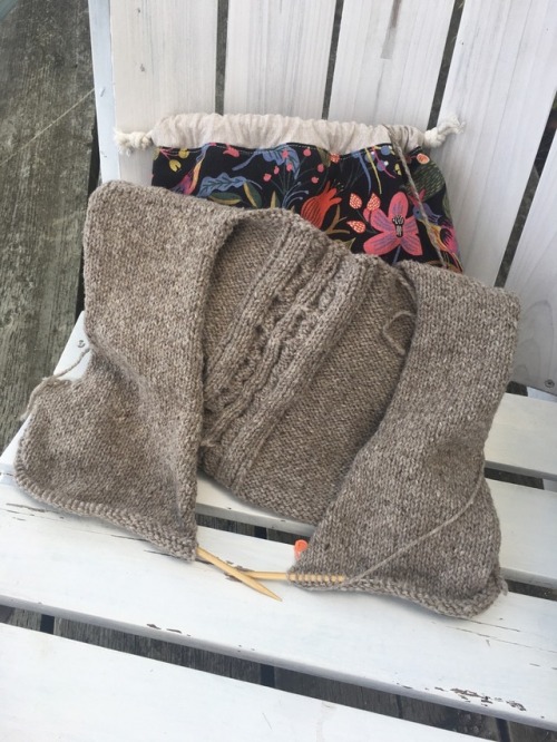 Knitting bag: So I have been on a bit of a hiatus from the blog for a while! The last couple of mont