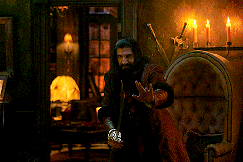deliciousnecks:What we do in the shadows   //   3.07