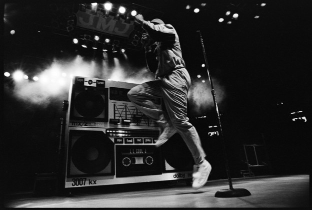 hiphop-in-the-brain:  LL Cool J (1985) by: Lawrence Watson 