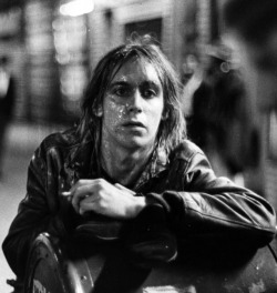 jamsrunfree:    Iggy Pop, St. Marks Place,