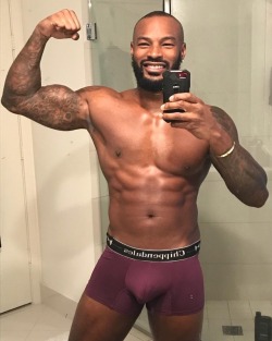 celeb-eggplants: Happy Birthday Tyson Beckford