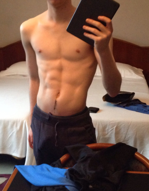 aec2000:  twink-bees:  Dillon Johnson #3 (Tag Below for More)His Account: http://dillonj94.tumblr.com/  