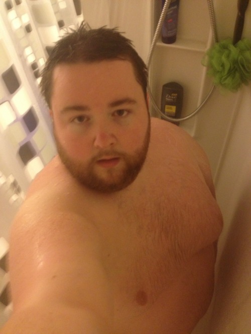 kingpokeypanda:  Just got a water proof phone case. 