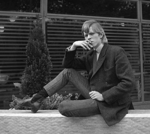 David Bowie, 1965