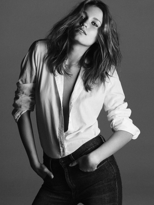 In her jeans Model: Laura Blokhina  Photographer: Jimmy Backius