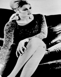 meganmonroes:Sharon Tate in 1965. 