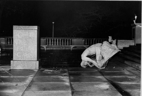 historicaltimes:Auguste Rodin’s “The Thinker” lays face down after members of the Weather Undergroun