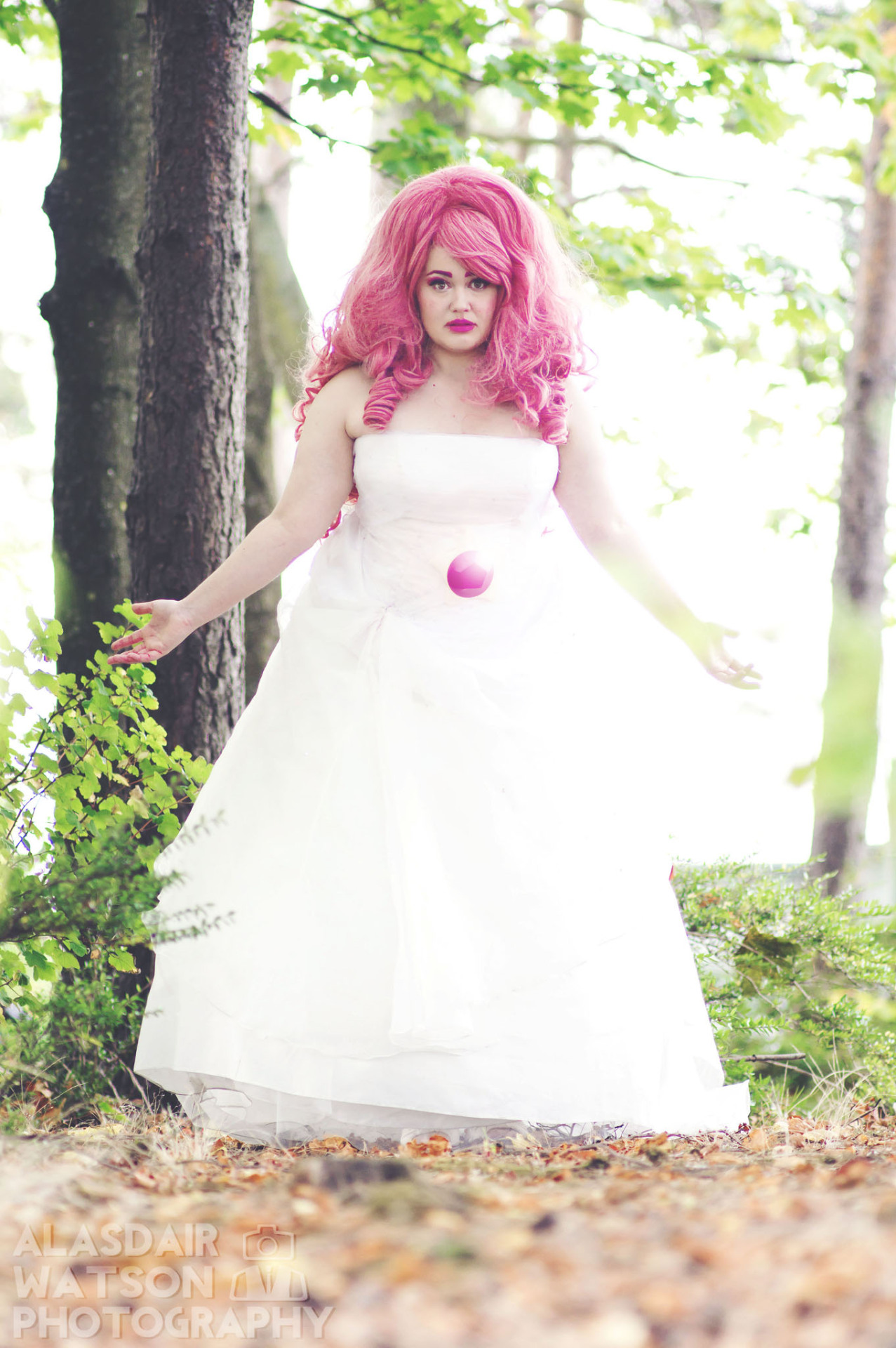 shota-moon:  Isn’t it remarkable, Steven?Ah! My Rose Quartz cosplay phots came