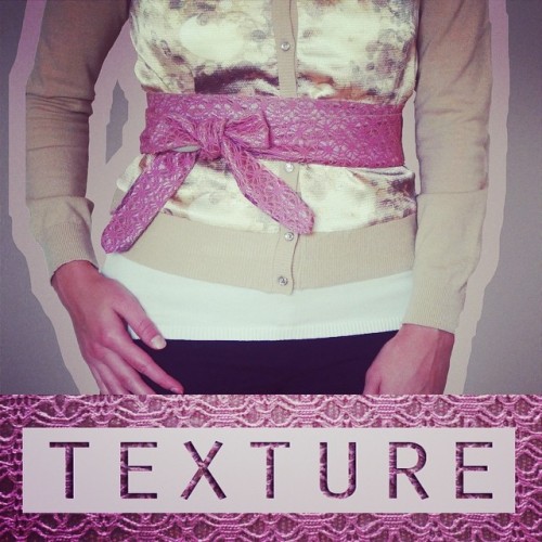 Lovin&rsquo; belts. Lovin&rsquo; texture. || Shop @ meredithmaycollection.weebly.com #fashio