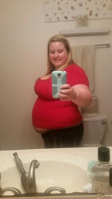 sexyxchubs:  I’m back and bigger than ever!