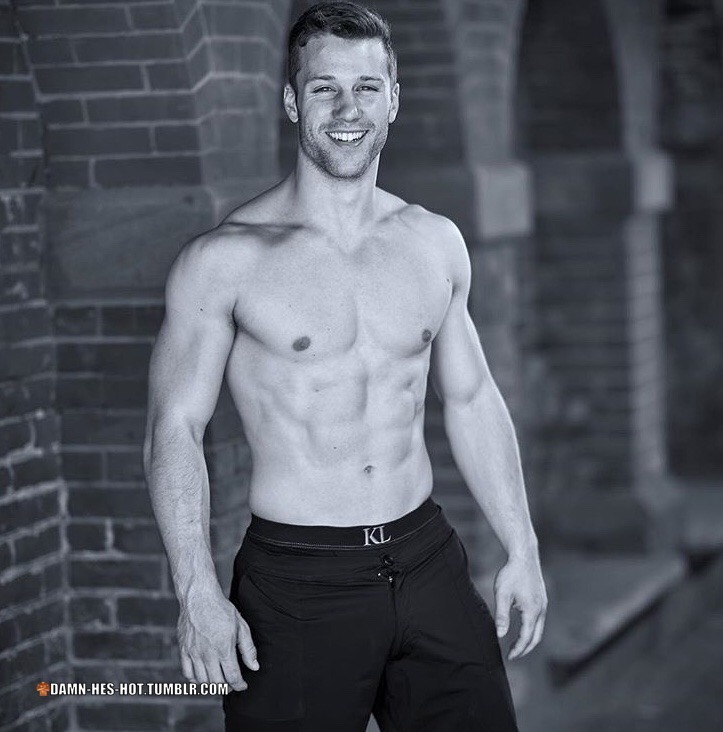 damn-hes-hot:  DAMN HE’S HOT! Follow for daily pics of hot men - https://damn-hes-hot.tumblr.com/