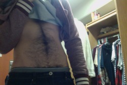 troyisstillnaked:  teen—idle:  even if that anon from earlier was right i’m still generally happy w/ my body so :-) 