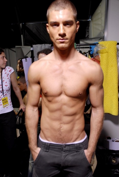 dudebrosrule:  Andre Ziehe