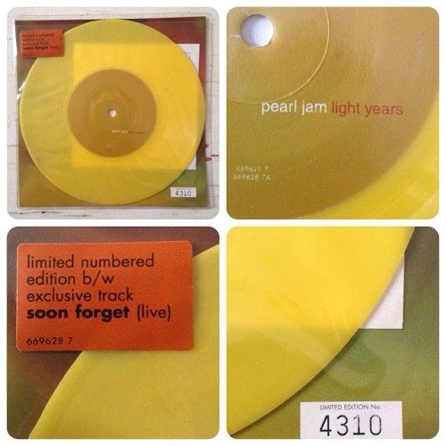 Pearl Jam - Light Years | Limited numbered edition 7” yellow vinyl
