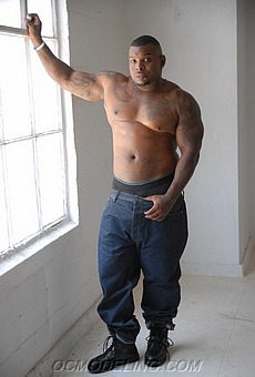 mrs-hoover:  Damn I love Rico Strong   A beautiful, great and sexy man. Perfect. I would love to give my wife in his hands.