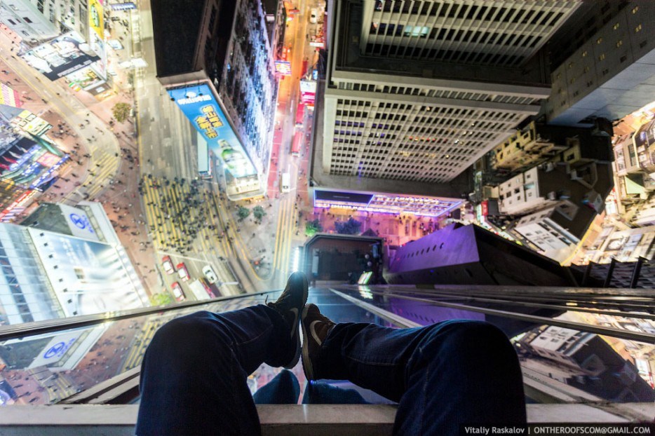 blazepress:  51 Unbelievable Photographs That People Risked Their Lives To Take Follow