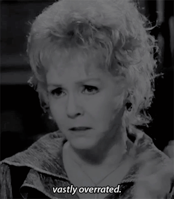 thehound:Debbie Reynolds in Halloweentown (1998)