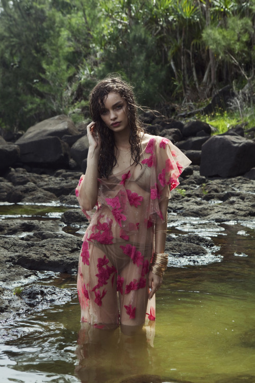 Porn blissfully-chic:  Luma Grothe in “Pacific photos