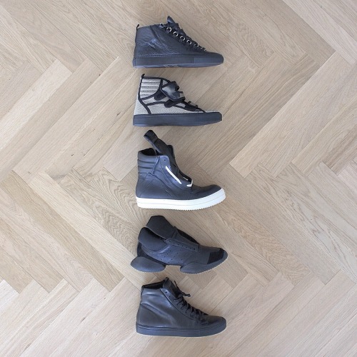 blvkdlyfe:  blvkdlyfe for fashion daily. Repcode: “blvkd” for 20% off on Karmaloop & Plndr. 