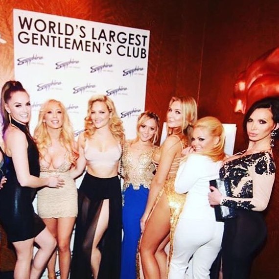 Last Night At My Avn After Party @sapphirelasvegas All My Bitches Love Me 😻😻