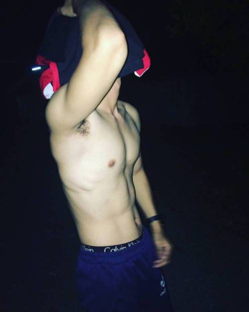 justteeng:Guess who!!? #SarapNgPinoy #Jacetube
