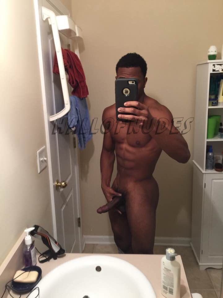 hallofnudes:Made from stone I swear it 🙌